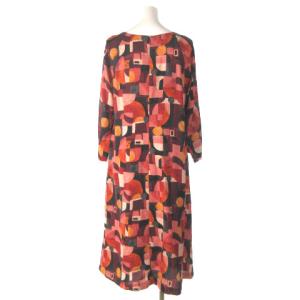 SYBILLA 近年モデル ポリエステルナシジジオメトリックプリント ワンピース ロング ひざ丈 長袖 総柄 レッド ピンク M GBEAM-03490