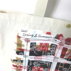 BLUE LABEL CRESTBRIDGE Hana4 コラボ 21SS クレストブリッジチェックグラフィック トートバッグ キャンバス オフホワイト