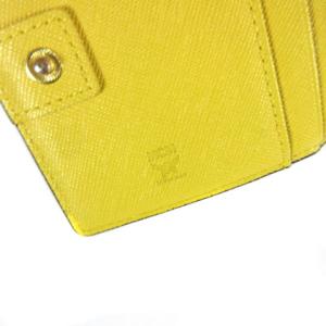 MCM 二つ折り 財布 ウォレット 札入れ パスケース ラビットプリント レザー ピンク イエロー MYA 4AXL05