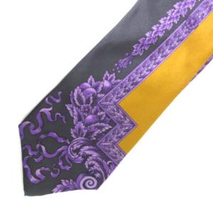 GIANNI VERSACE ネクタイ シルク100％ イタリア製 総柄 オレンジ パープル ブラック NGA35
