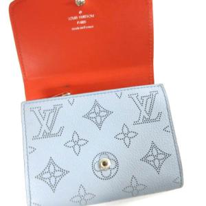 LOUIS VUITTON M67406 モノグラム マヒナ ポルトフォイユ イリス コンパクト ウォレット ブルー