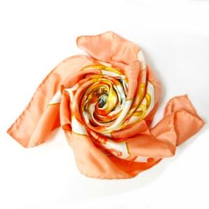 ヴィンテージ 大判シルクスカーフ チェーン サンゴ柄 マルチカラー