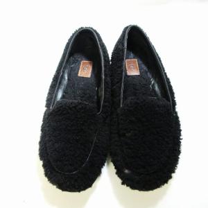 UGG australia W HAILEY FLUFF LOAFER スリッポン ムートン ボア ブラック