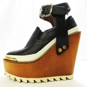 シャークヒールパンプス ウェッジソール N6F51-1 黒 XXS