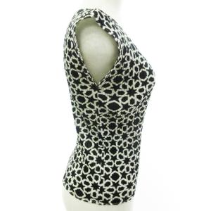 PLEATS PLEASE ISSEY MIYAKE 極美品 プリーツ ノースリーブカットソー ブラウス 総柄 花柄 ブラック ホワイト