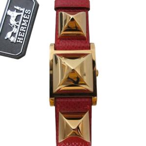 HERMES MEDOR 腕時計 スタッズ レザー レッド