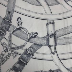 HERMES カレ140 CAVALCADOUR スカーフ カシシル 花柄 フランス製 レディース ホワイト系