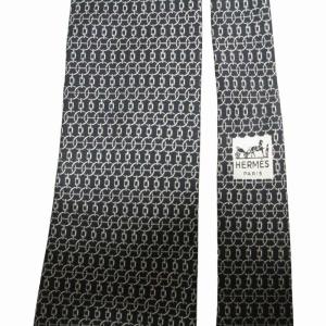HERMES 美品 シルクネクタイ レギュラータイ 総柄 フランス製 718FA 黒 ブラック 0608 IBO50