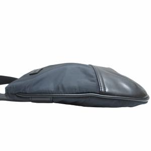 EMPORIO ARMANI ショルダーバッグ 斜め掛け ポーチ ロゴ レザー×ナイロン ブラック×ネイビー 黒×紺 0528 IBO52