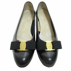 Salvatore Ferragamo レザー ヴァラリボン パンプス ヒールシューズ ゴールド金具 黒 ブラック 6C 23.5cm IBO54 0818