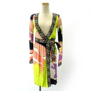 ラップワンピース ひざ丈 Ｖネック