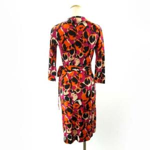 DIANE von FURSTENBERG ラップワンピース ドレス 総柄 ひざ丈 シルク オレンジ ブラック 2 M