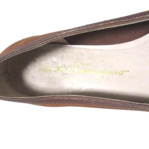 Salvatore Ferragamo ヴァラリボンパンプス 6 ブラウン