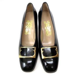Salvatore Ferragamo ゴールドバックルガラスレザーパンプス 5 1 ブラック 