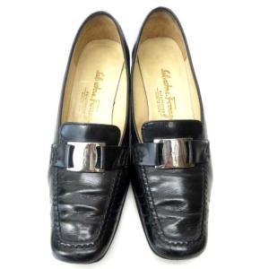 Salvatore Ferragamo ヴァラレザーパンプス  6 ブラック