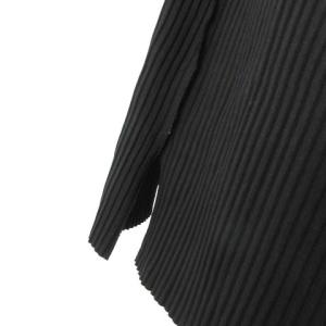 me ISSEY MIYAKE 近年モデル サイドスリットプリーツスカート ブラック