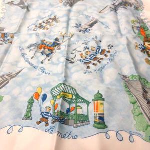 カレ45 Les Triples de Paris スカーフ いたずら三つ子 白