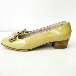 高価買取中】Salvatore Ferragamo サルヴァトーレフェラガモ ヴァラ