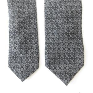 EMPORIO ARMANI タグ付き シルク混 ネクタイ ナロータイ イタリア製 総柄 ネイビー ブラック 0812 IBO25