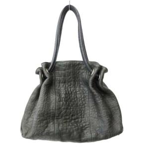 FURLA ショルダーバッグ ハンドバッグ 型押し レザー 黒 ブラック WY