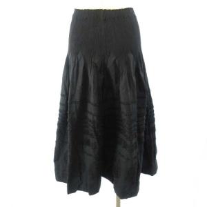 me ISSEY MIYAKE ガウチョパンツ スラックス フレア ジャガード ドット フリンジ MI23FF393 黒 ブラック STK