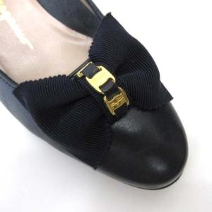 Salvatore Ferragamo ヴァラ リボン パンプス ゴールド金具 紺 ネイビー イタリア製 5 約22.5cmWY