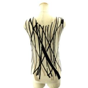 me ISSEY MIYAKE ノースリーブ カットソー ワッフルプリーツ MI91-FR632 総柄 白 ホワイト ブラック