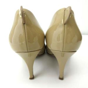 Salvatore Ferragamo パンプス パテント ガンチーニ金具 ベージュ 6 1
