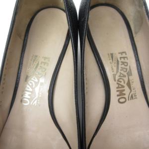 Salvatore Ferragamo パンプス スクエアトゥ レザー シボ革 黒 ブラック 7 約24.5cm