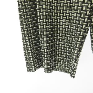 PLEATS PLEASE ISSEY MIYAKE PP23-JF623 ショートパンツ 総柄 5 マルチカラー