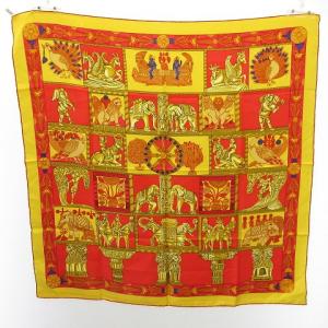 美品 カレ90 塔門 TORANA  スカーフ シルク 赤 黄