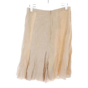 PRADA ひざ丈タックフレアスカート ピンク
