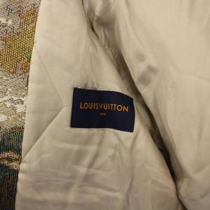 LOUIS VUITTON ミリタリーフーテッドジャケット 48 カーキ RM222 QQ8 HNB70E