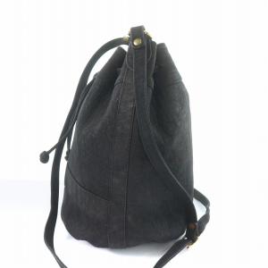 HUNTING WORLD ショルダーバッグ 巾着 レザー 黒 ブラック