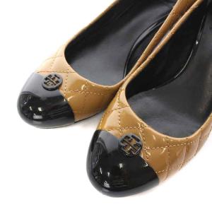 TORY BURCH パンプス キルティング キャップトゥ ラウンドトゥ ロゴ チャンキーヒール エナメル 9 26.0cm 茶 ブラウン 黒 ブラック