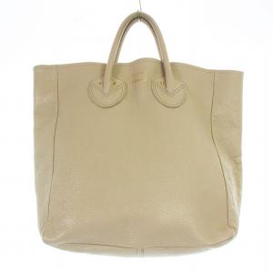 EMBOSSED LEATHER TOTE M トートバッグ ハンドバッグ レザー 本革 ベージュ YO2003-GD002