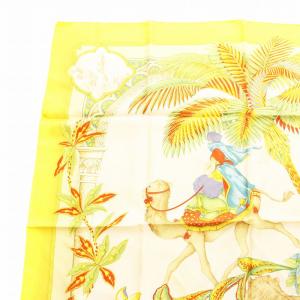 Salvatore Ferragamo スカーフ 大判 総柄 黄 イエロー マルチカラー /KU BM OH