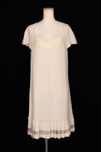 ワンピース ひざ丈 プリーツ 42 ベージュ