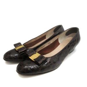 ヴァラリボンパンプス 7.5C ブラウン