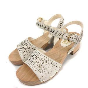 サンダルウッドソール レザー スター 25.0cm ホワイト ベージュ