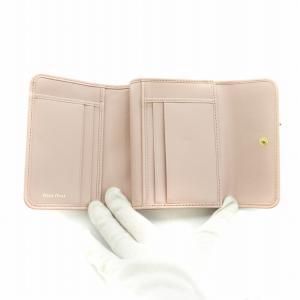 miumiu 三つ折り財布 ミニ ウォレット マテラッセ レザー ロゴ金具 ピンク 5ML225 N88 GY11