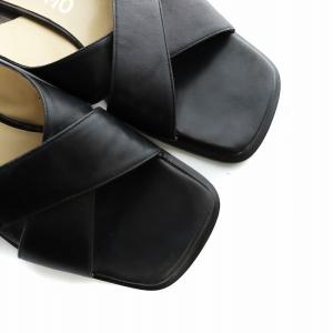 Salvatore Ferragamo サンダル クロスストラップ ロゴ スクエアトゥ シルバー金具 ガンチーニ レザー 7 24.5cm 黒