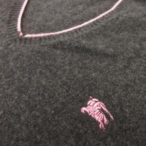 BURBERRY BLACK LABEL ニット セーター Vネック 長袖 カシミヤ ライン ロゴ刺繍 2 M 黒 ブラック ピンク /MN18