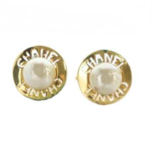 CHANEL カフスボタン アクセサリー ロゴ フェイクパール ゴールド色 GY19 /MQ OH