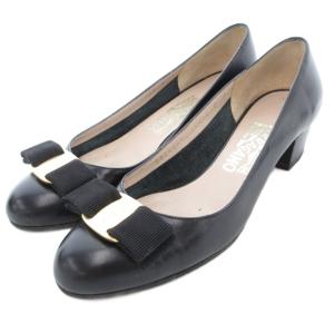 ヴァラ リボン パンプス 5 黒 /UO GY19