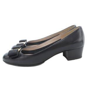 Salvatore Ferragamo ヴァラ リボン パンプス 5 黒 /UO GY19