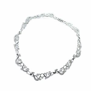 ネックレス アクセサリー チョーカー ラインストーン ロゴ シルバー色 GY19 /MQ