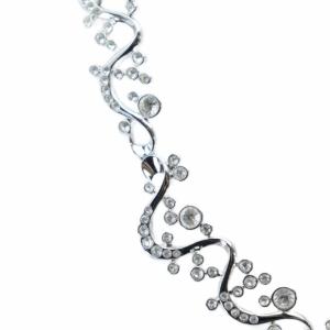 SWAROVSKI ネックレス アクセサリー チョーカー ラインストーン ロゴ シルバー色 GY19 /MQ