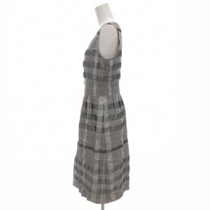 BURBERRY LONDON ノースリーブワンピース シルク混 38 ひざ丈 グレー チェック タック /GV GY19