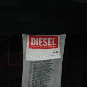DIESEL 1979 SLEENKER デニムパンツ ジーンズ スキニー ジップフライ W32 黒 ブラック A03595